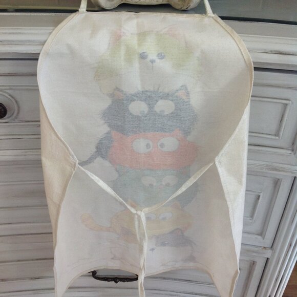 Wide Eyed Stack of Cats on Canvas Apron - Picture 3 of 3